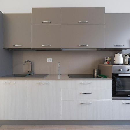 Milano Cosy Apt With Balcony! Bagian luar foto